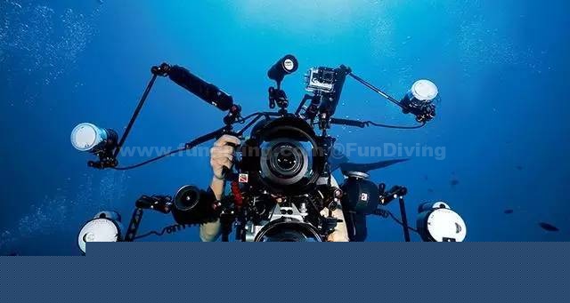 <b>ε��ˮ���� Ǳˮ��Ӱ����7��</b>